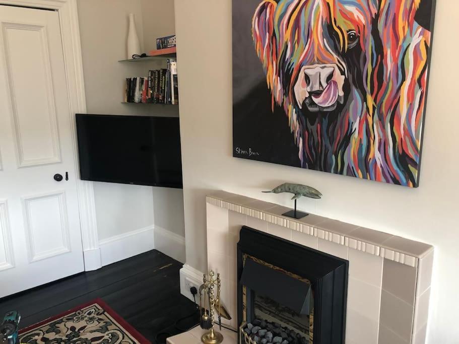 Beautiful Traditional Flat In The Center Of Largs. Extérieur photo