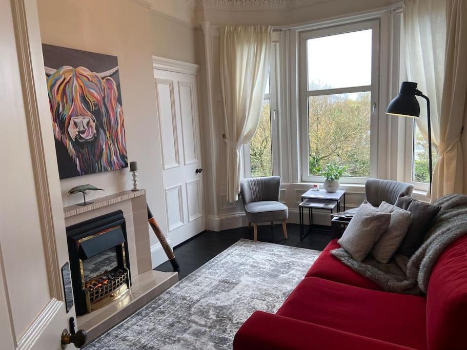 Beautiful Traditional Flat In The Center Of Largs. Extérieur photo